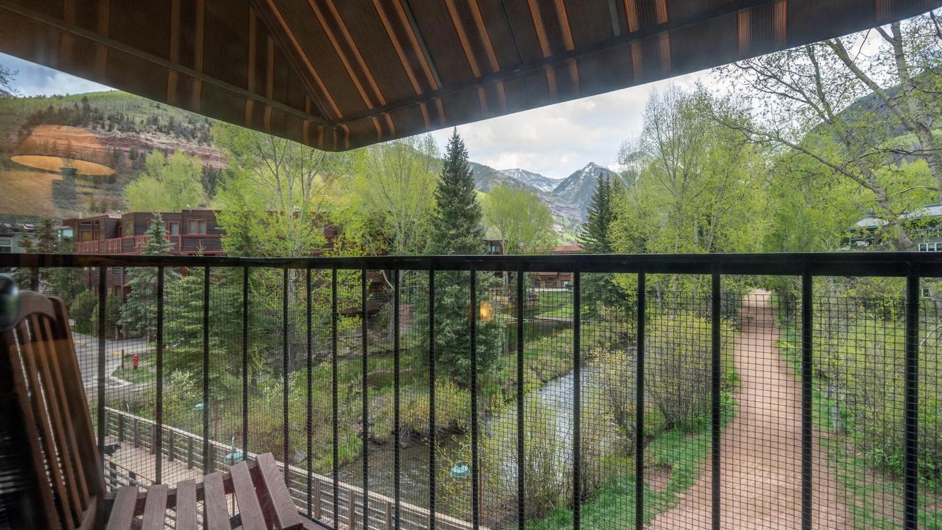 Hotel Manitou 7 By Alpine