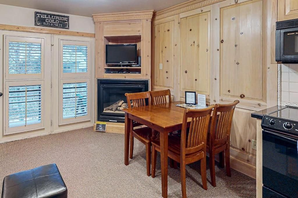 Viking B218 Apartment Telluride