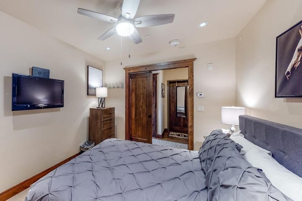 Trails Edge 3 - Trails Edge Stream Apartment *