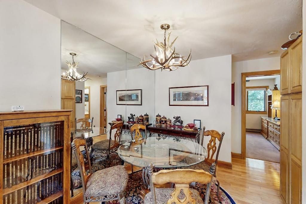 Cimarron Mountain Retreat Apartment
