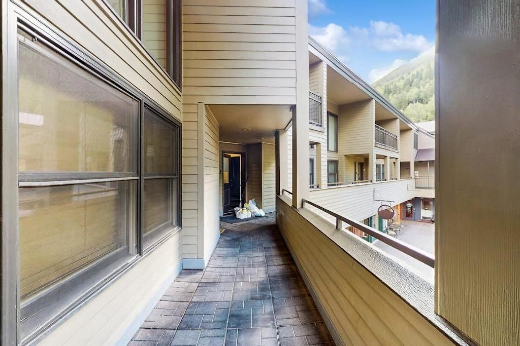 Cimarron Mountain Retreat *