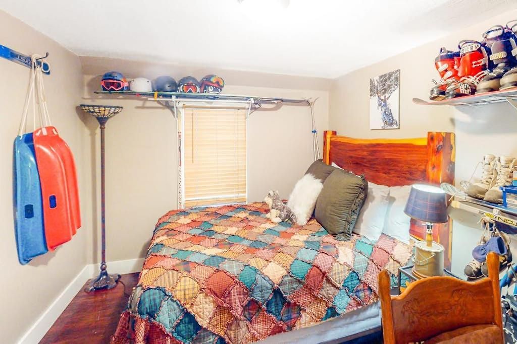 Colorado Ave East 215 - The Historic Apartment *