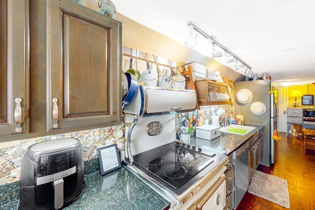 Colorado Ave East 215 - The Historic Apartment *