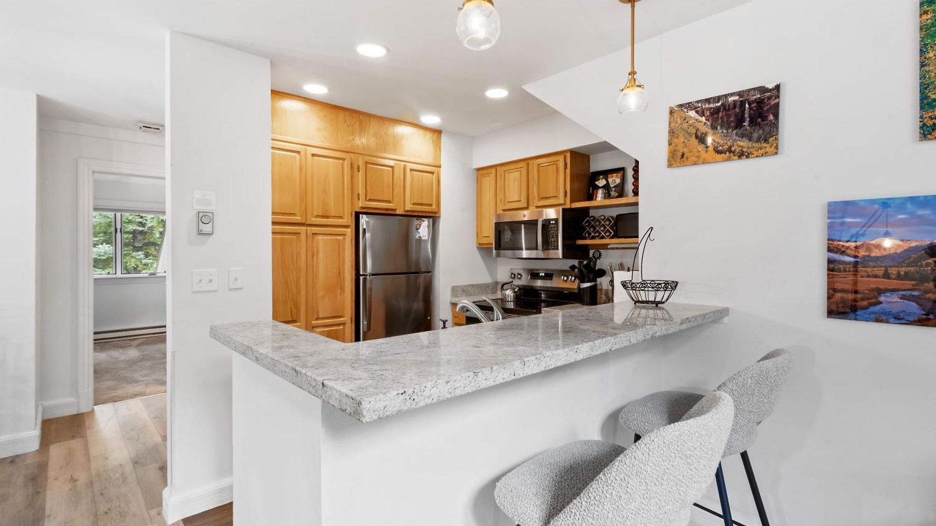 Apartment Cimarron 33 *