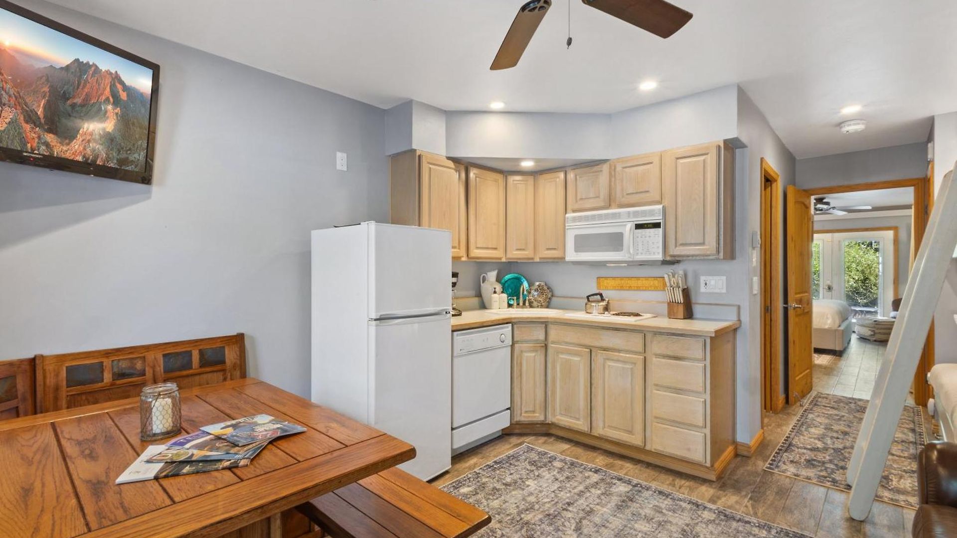 Ground Floor On River Trail, Walk To Telluride
