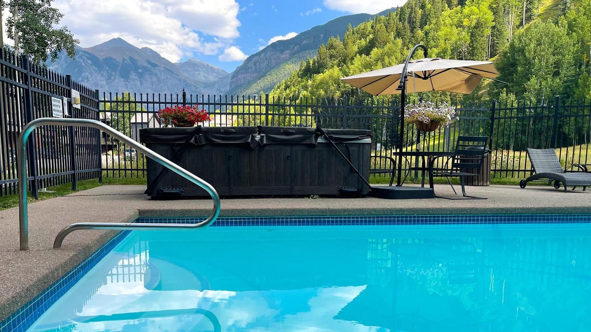 Etta Place Too - Hot Tub W View - Ski-in Ski-out *