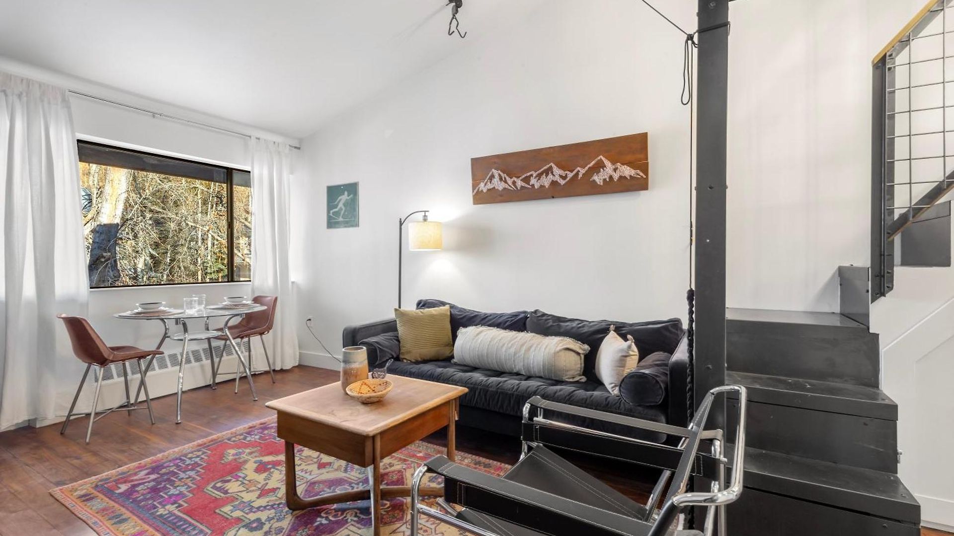 Apartment Tomboy 144