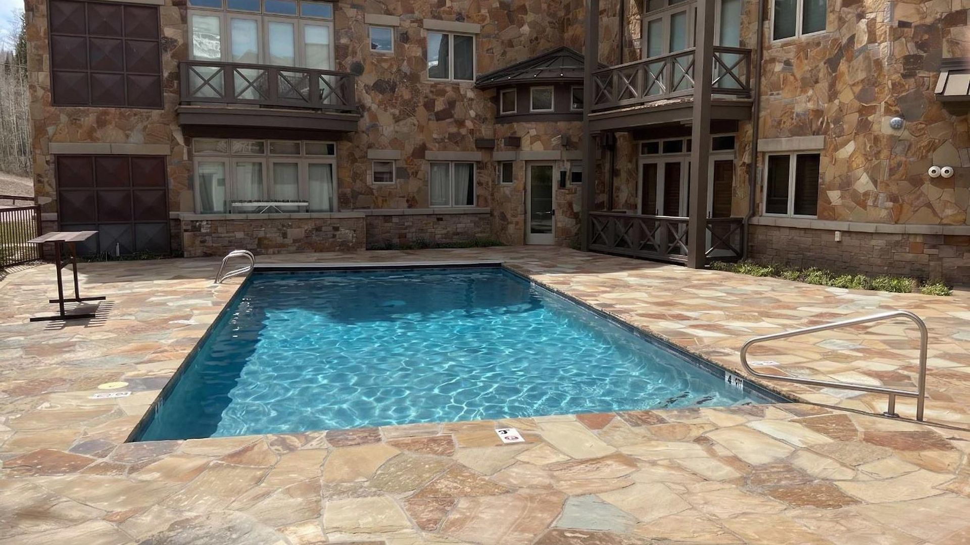 Mtn Village Retreat - Balcony Views & Steam Shower Holiday home *