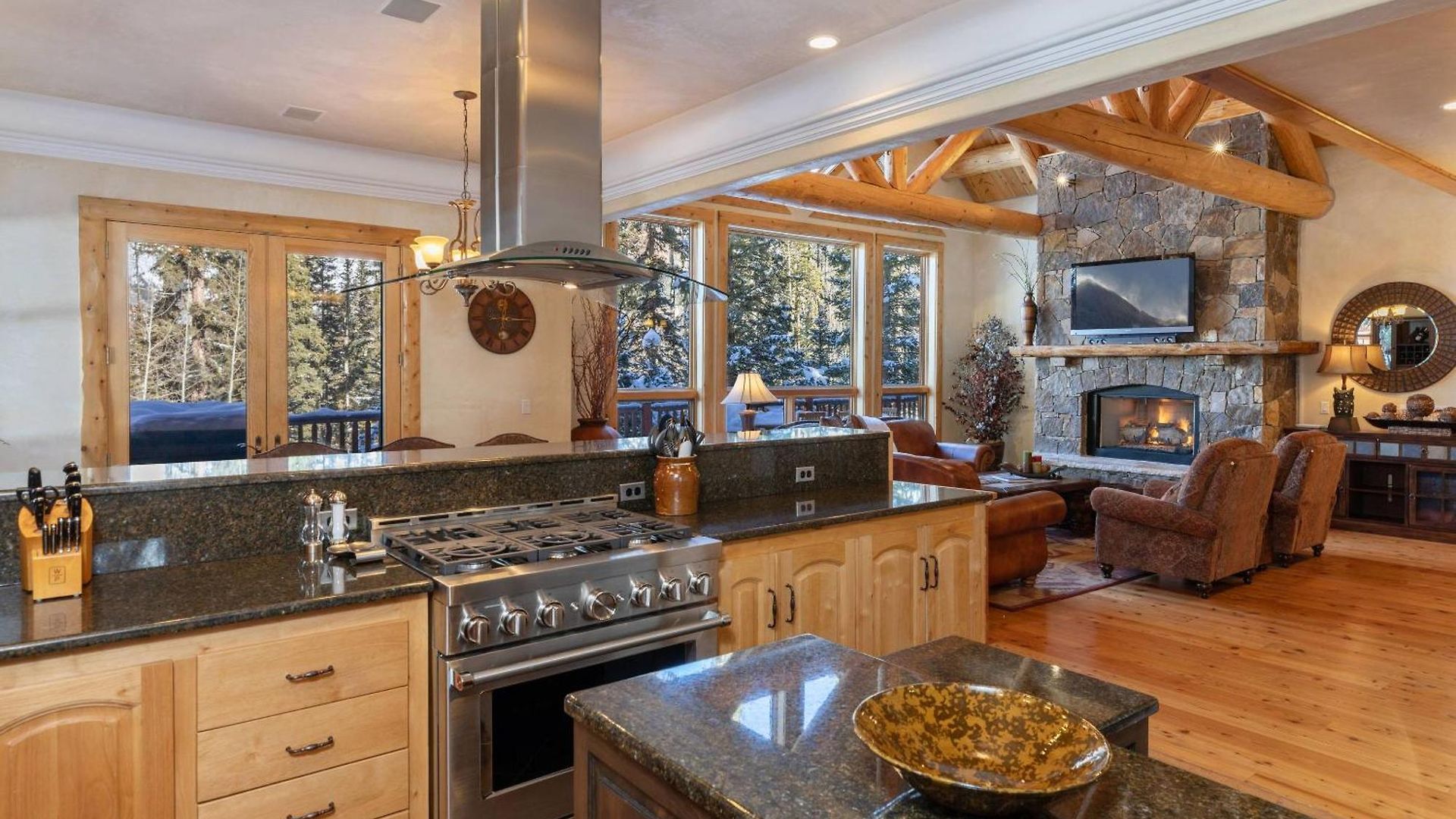 San Joaquin Rd 162 ~ Spruce Splendor Holiday home *