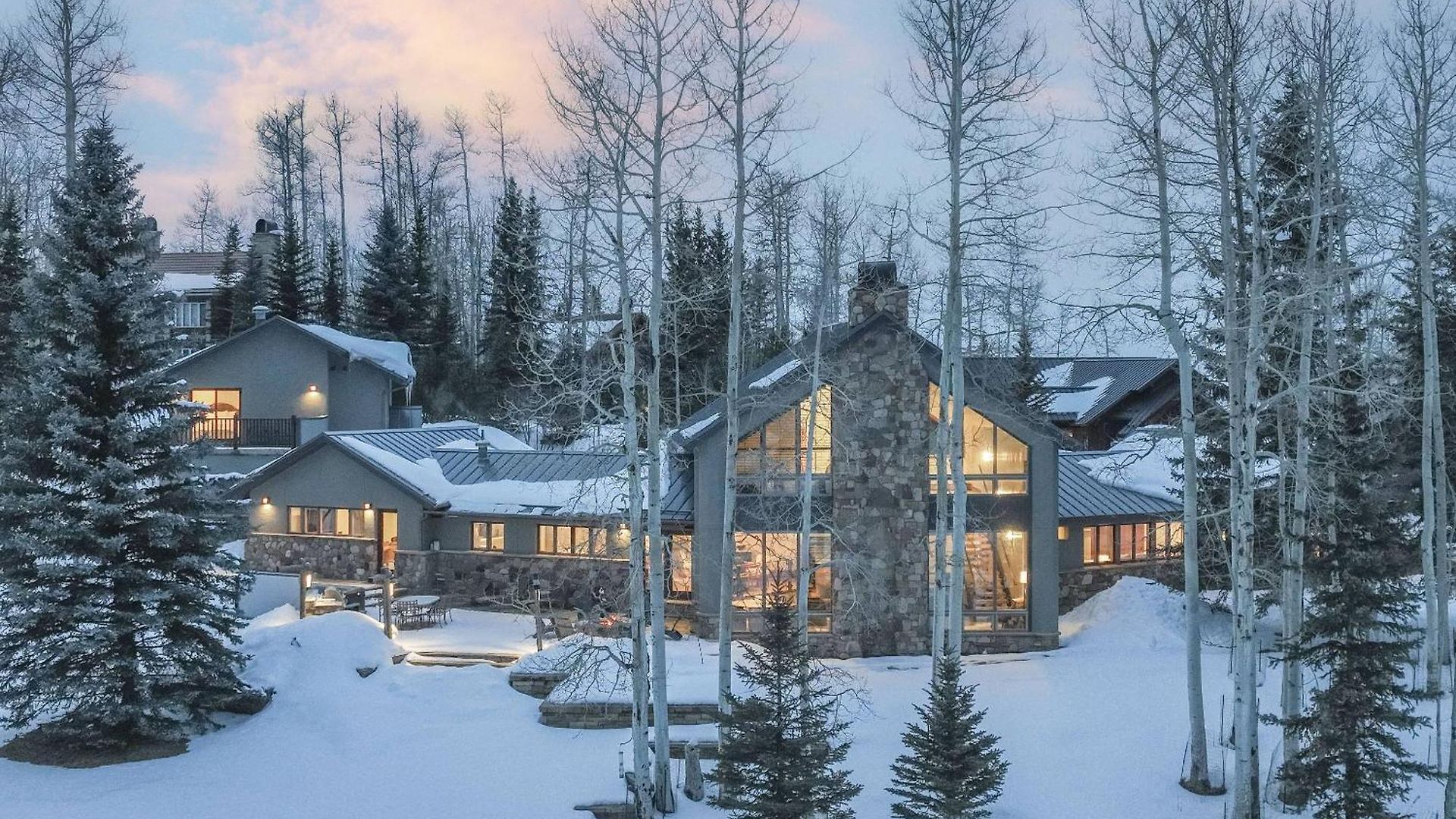 Benchmark Dr 101 Holiday home *