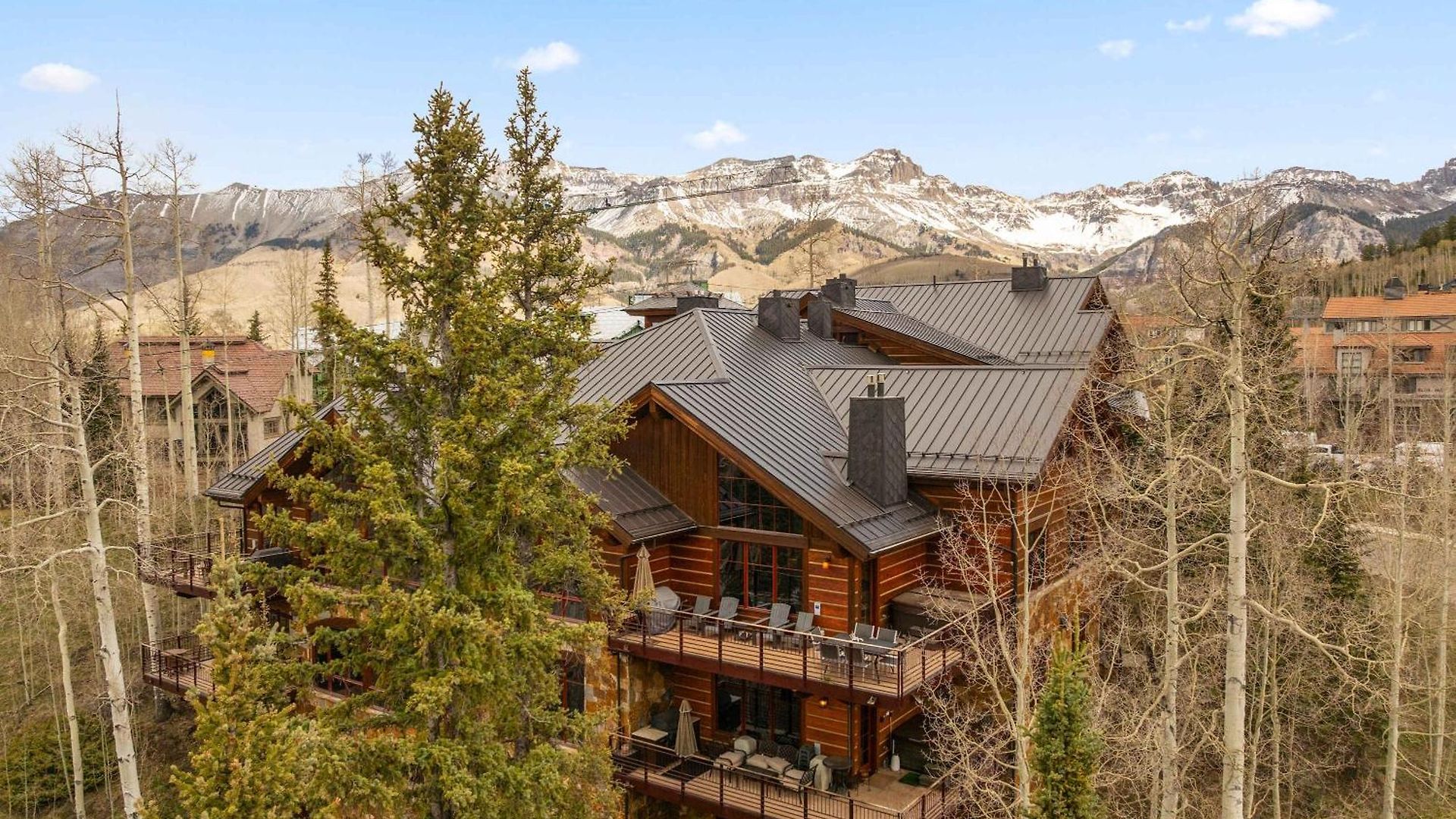 Mountain Village Retreat Hot Tub Ski-inout *
