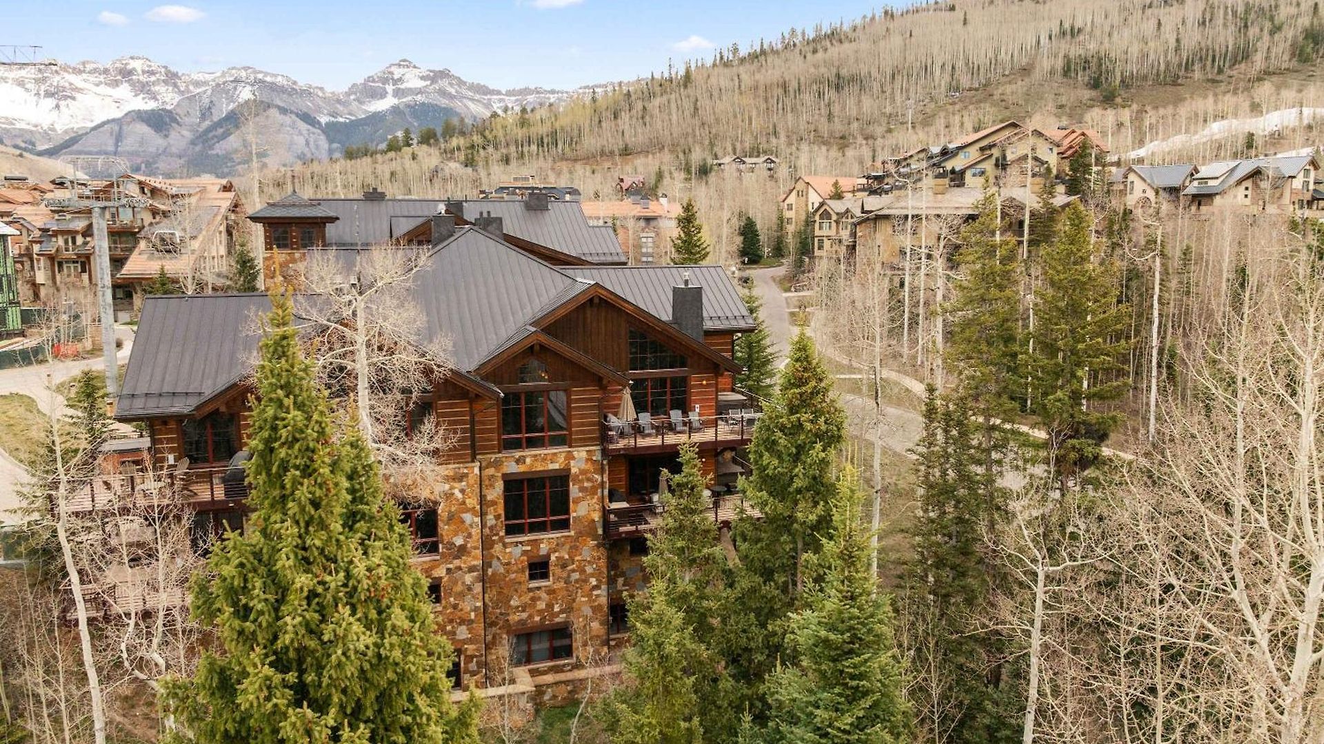 Mountain Village Retreat Hot Tub Ski-inout