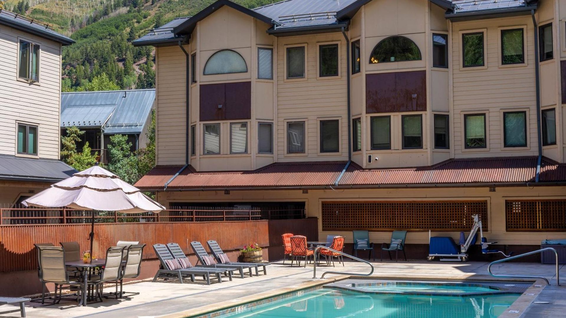 Chic Condo, Short Walk To Lift 7, Covered Parking Apartment Telluride