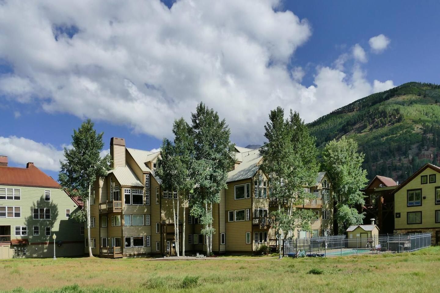 Apartment Etta Place Too - Hot Tub W View - Ski-in Ski-out Telluride
