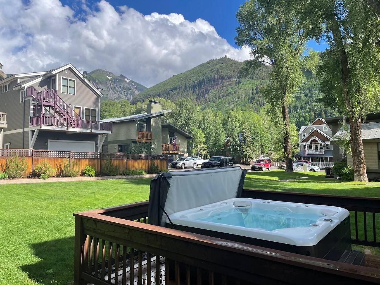 Vibrant W Hot Tub * Telluride