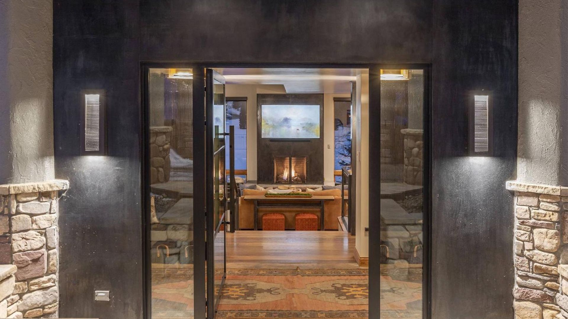 Benchmark Dr 101 Holiday home