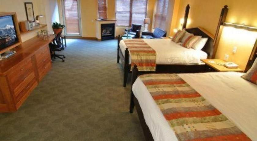 Camels Garden Hotel