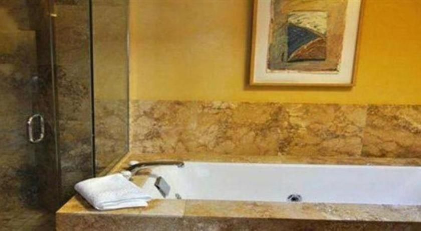 Camels Garden Hotel 4*