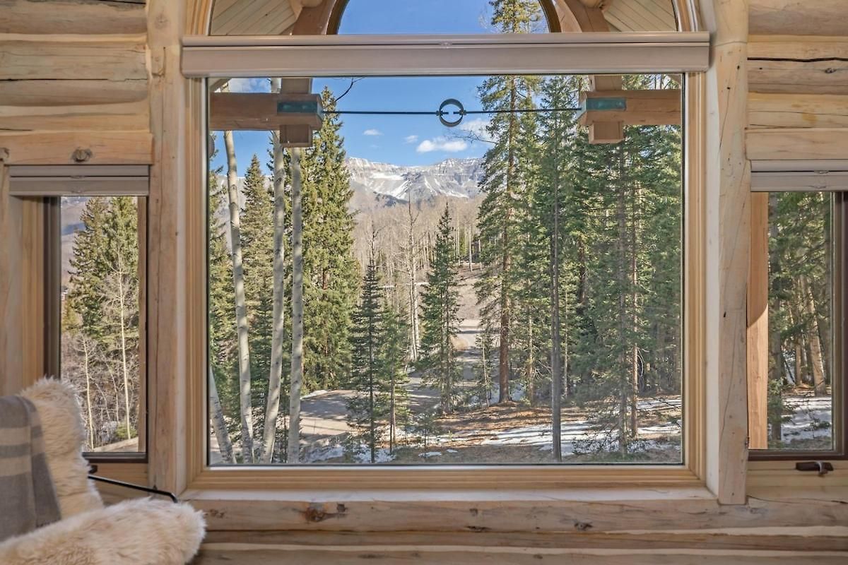 Renovated In 2026 Mountain Village Luxury Retreat *