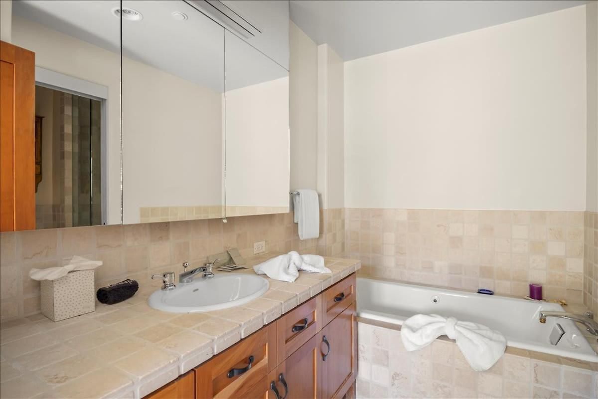 Holiday home Mountain Village Gem Ski-in-out Steam Shower *
