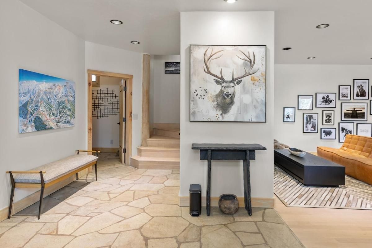 Renovated In 2026 Mountain Village Luxury Retreat Holiday home *