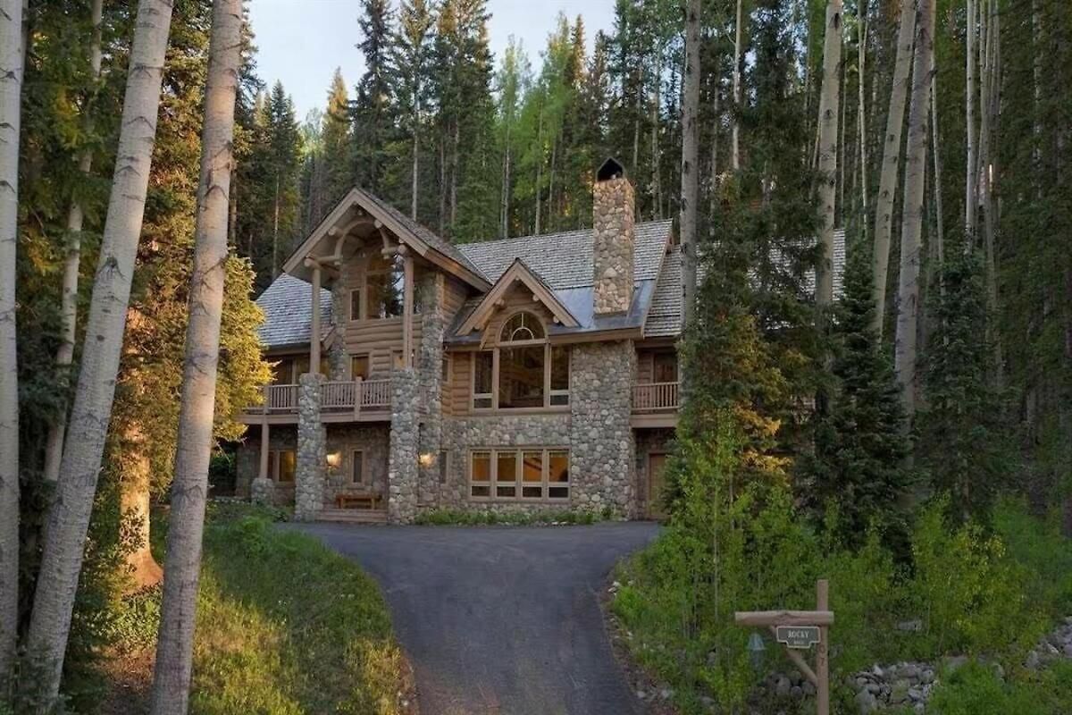Renovated In 2026 Mountain Village Luxury Retreat