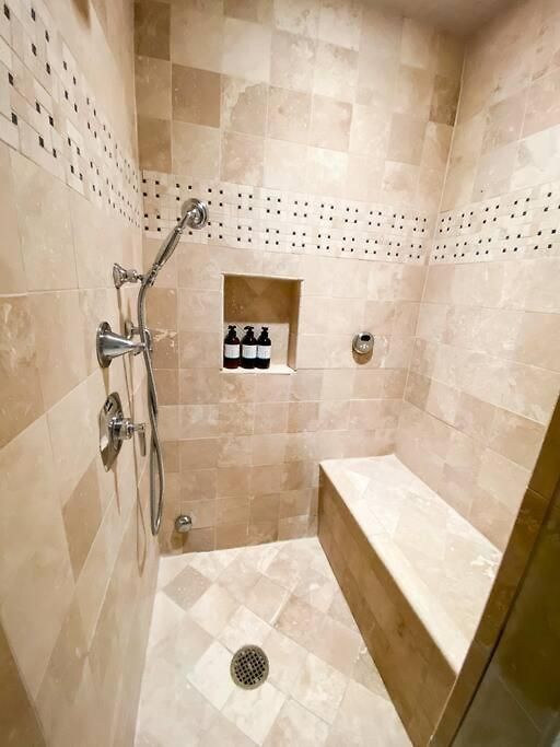 Luxury 5 Star Private Madeline