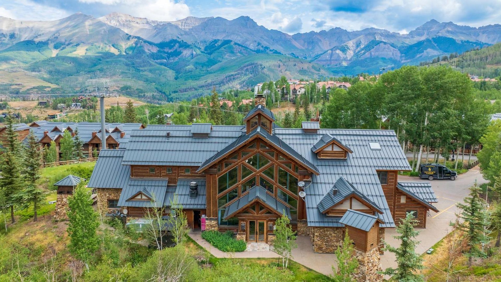 Lodge Mountain