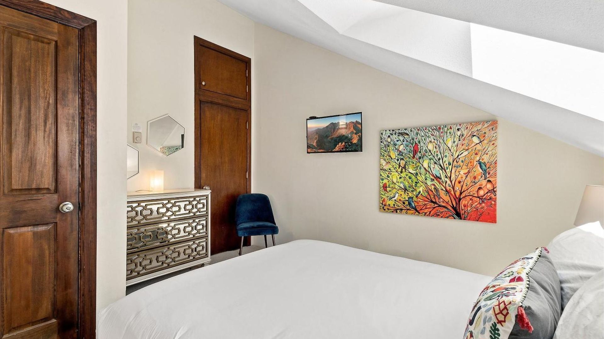 Big & Bright Hidden Gem With Garage, Hot Tub, Lux Kitchen * Telluride