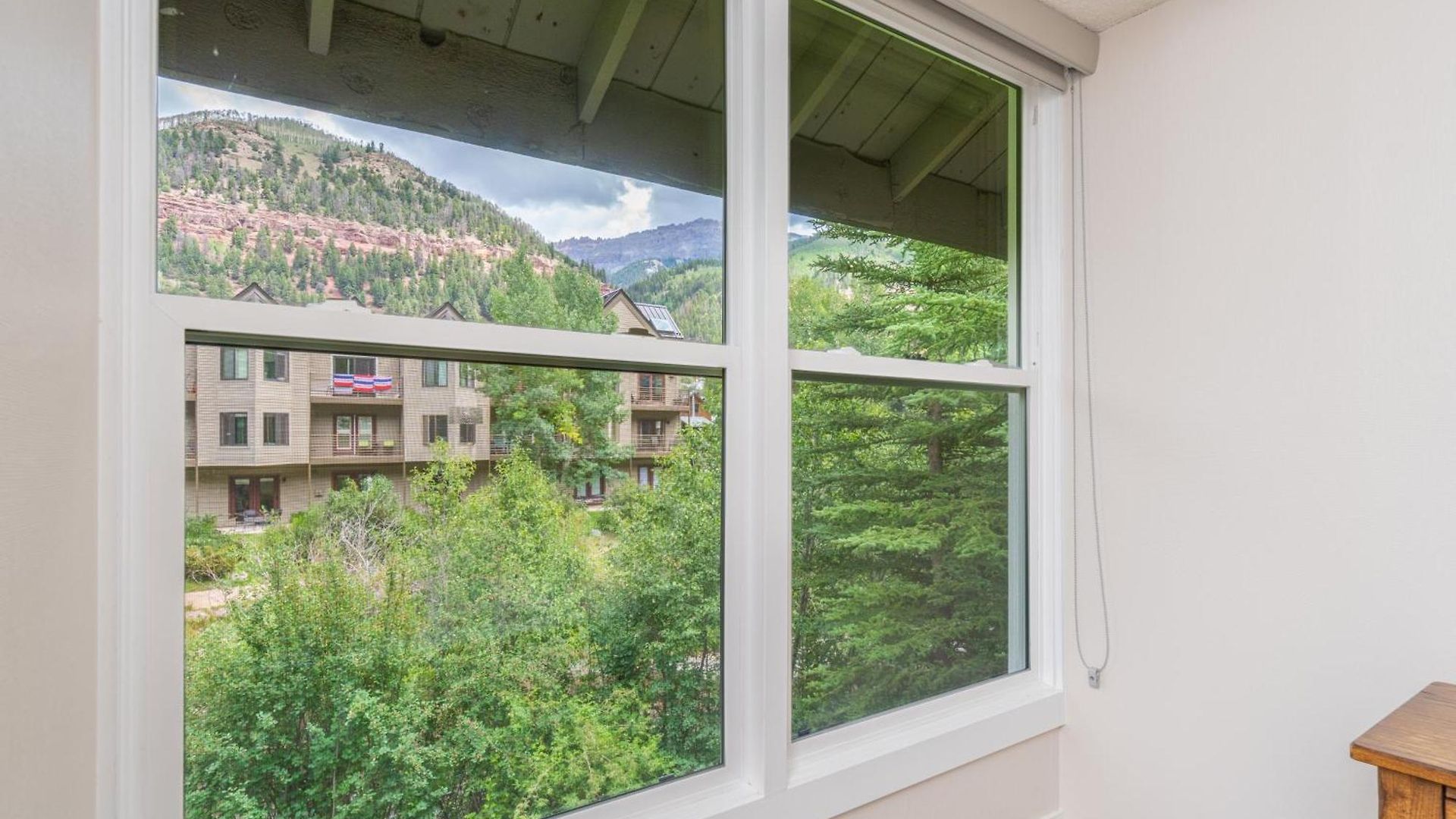 Hotel Mountainside 221 By Alpine