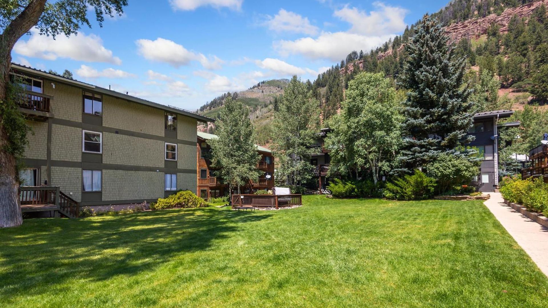 Tomboy 144 Apartment Telluride