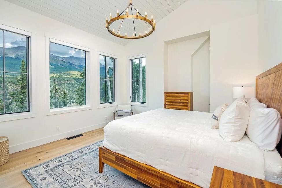 Luxe Oasis - Hot Tub & Deck & Views Holiday home Telluride