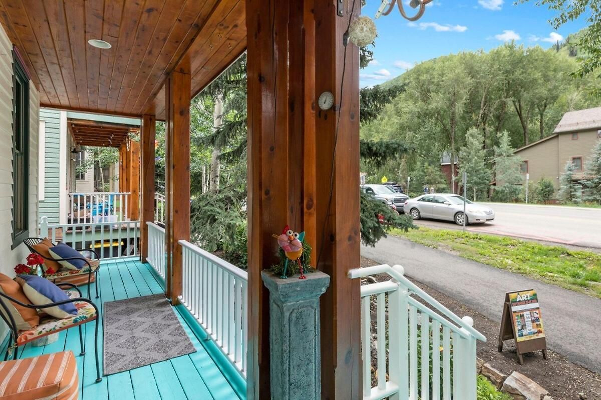 Wildwood Canyon Inn-cornet Creek Holiday home *