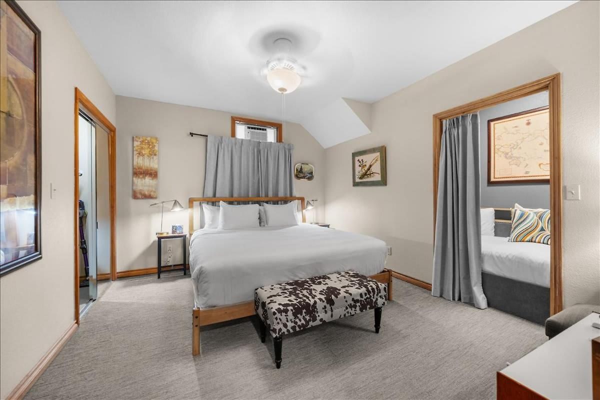 Wildwood Canyon - Views & Hot Tub Holiday home Telluride