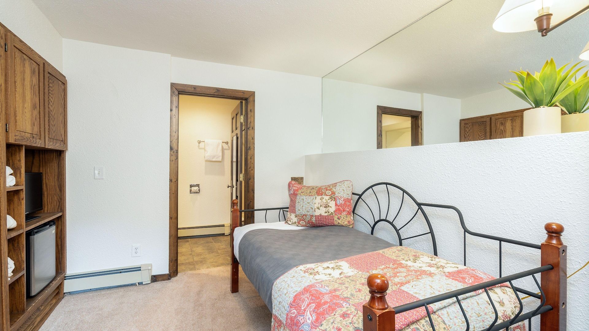 Manitou 4 By Alpine Hotel