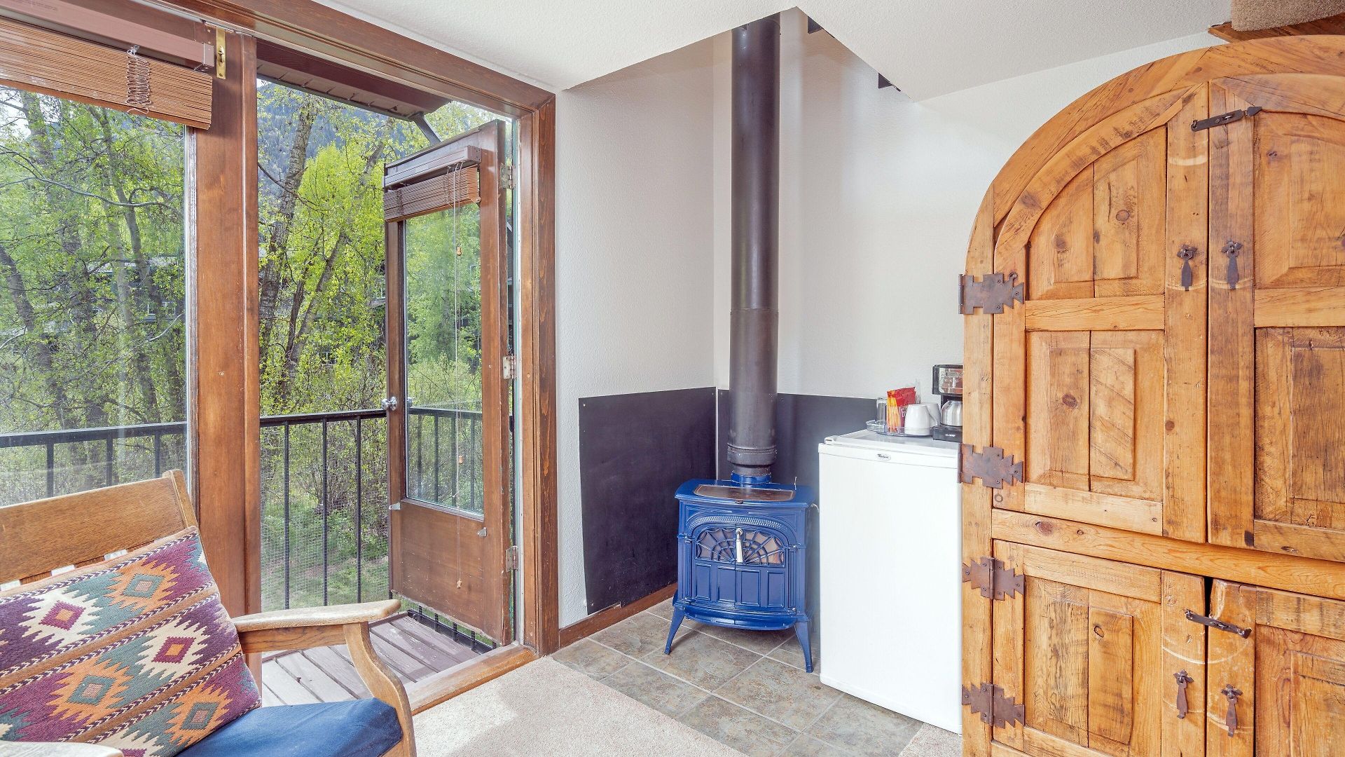 Manitou 6 By Alpine Telluride