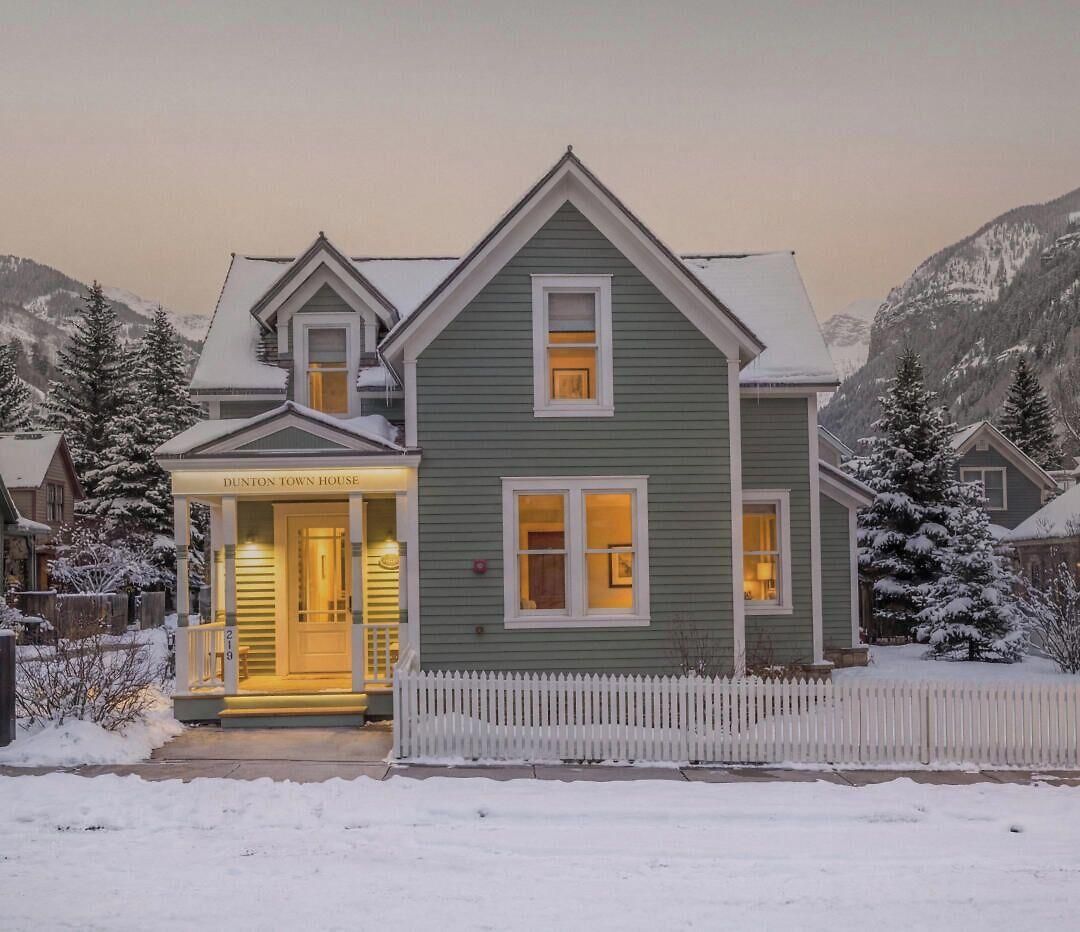 Dunton Town House 5*