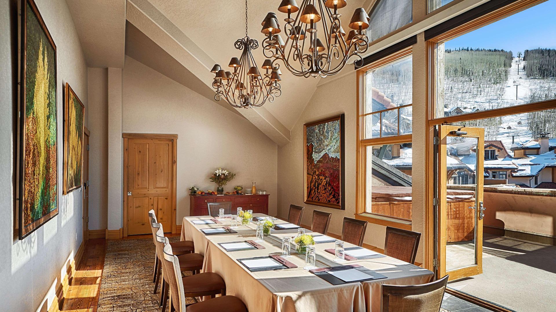Fairmont Heritage Place, Franz Klammer Lodge *
