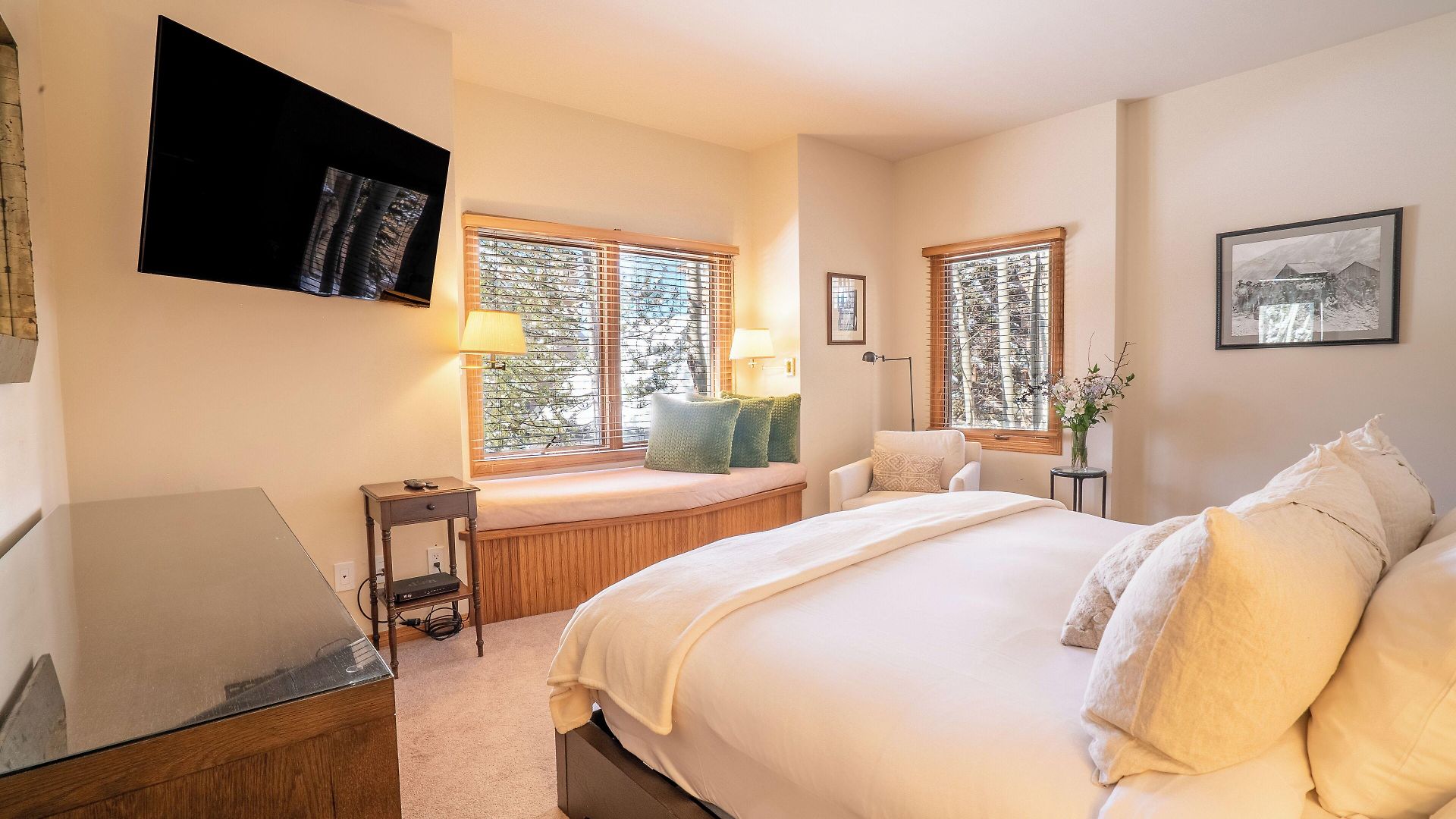 Hotel At Lost Creek 4*