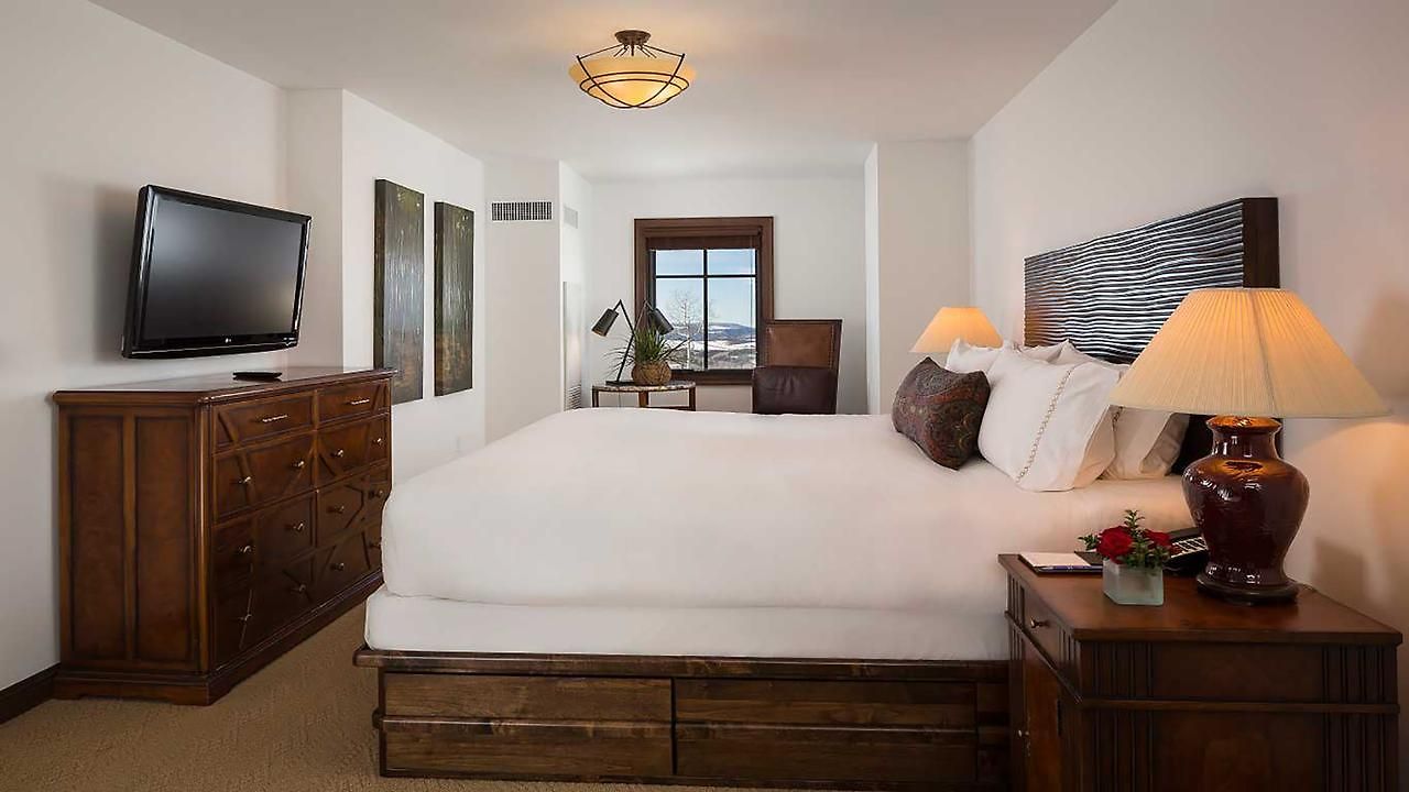 Hotel Madeline And Residences