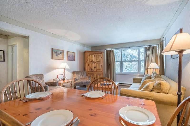 Mountainside Hotel