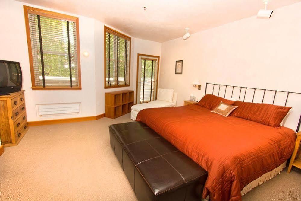 Camels Garden 4* Telluride