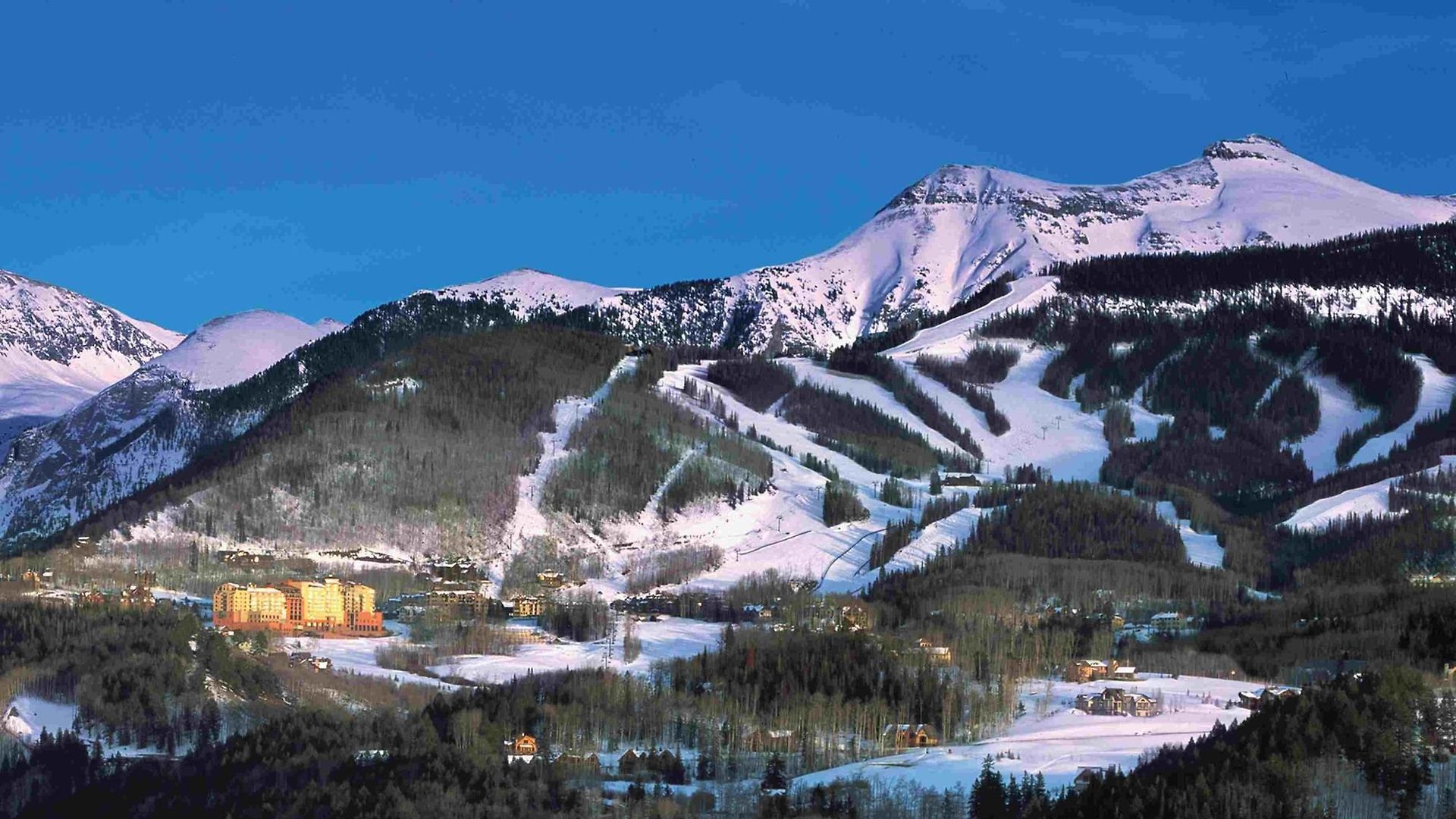 Resort The Peaks And 3*