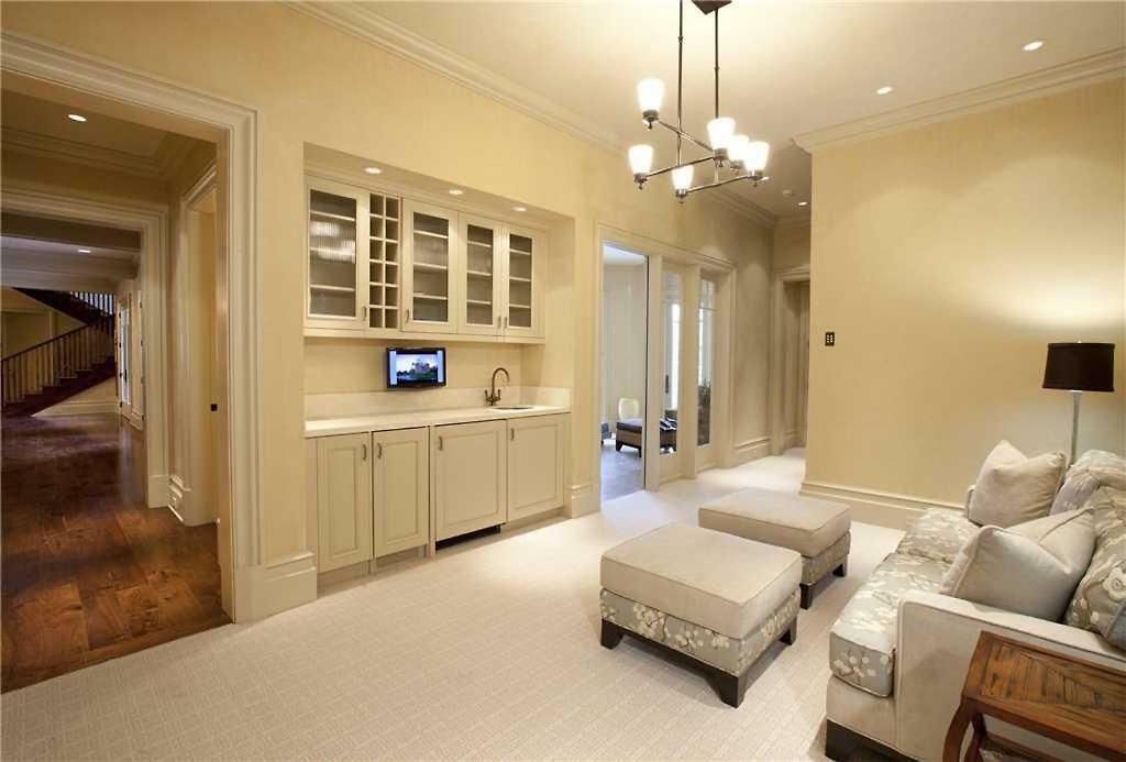 Hood Park Manor *
