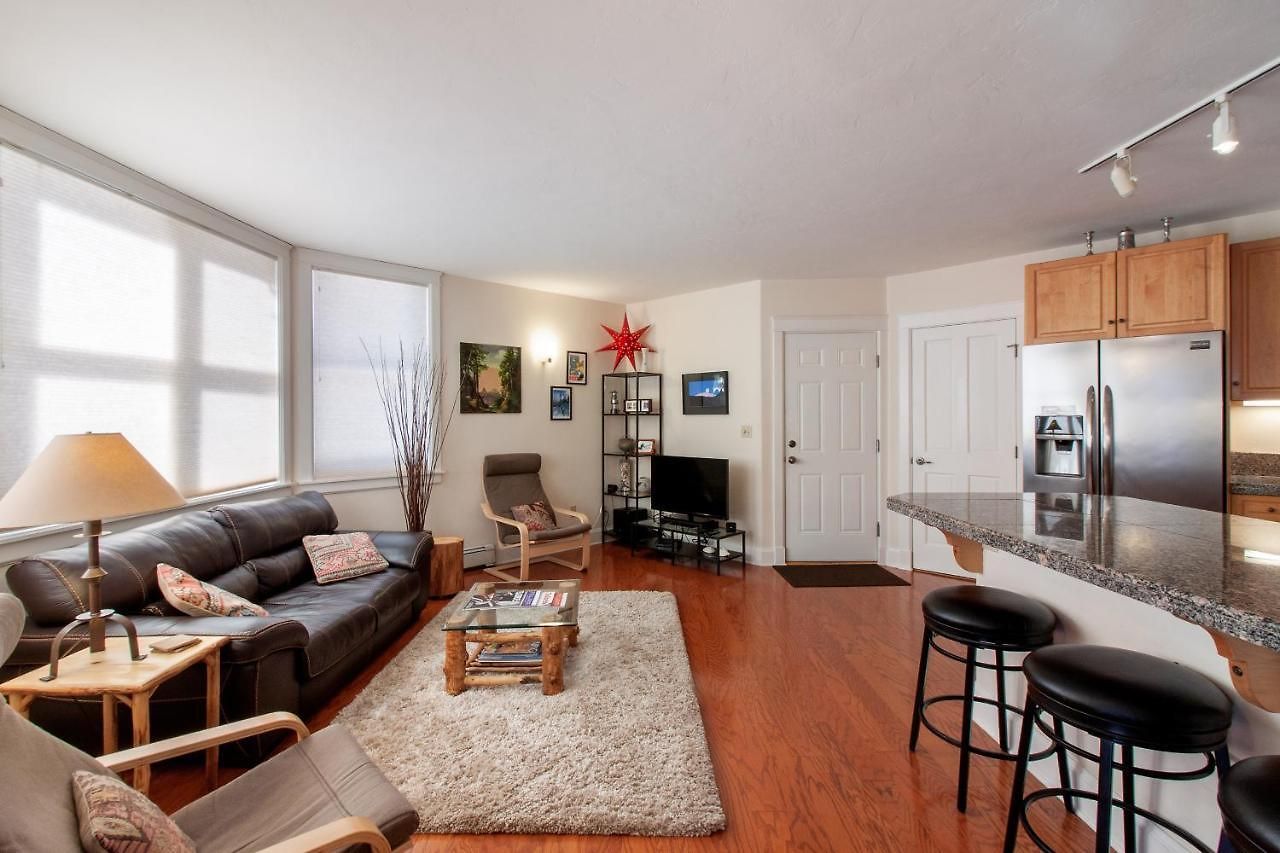 Coronet Creek Retreat Apartment