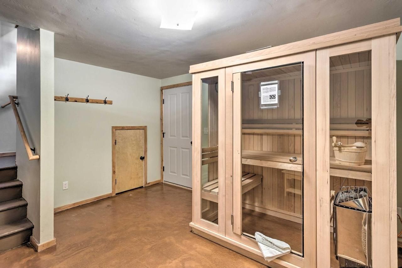 Fox Farm Retreat: Hillside W/ Sauna Holiday home *