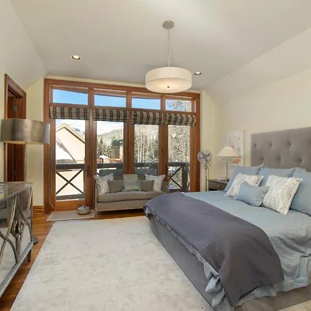 Apartment Lorian 4 True Ski-In Ski-Out Resort Condo 4Bd 3.5Ba - Sleeps 12 *