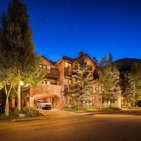 Hotel The 4*