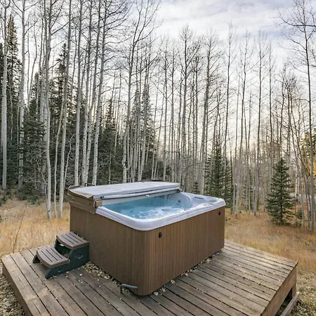 Holiday home Wapiti Rd 858 ~ The Tucker *