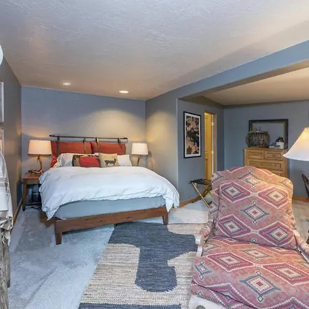 Wapiti Rd 858 ~ The Tucker * Telluride